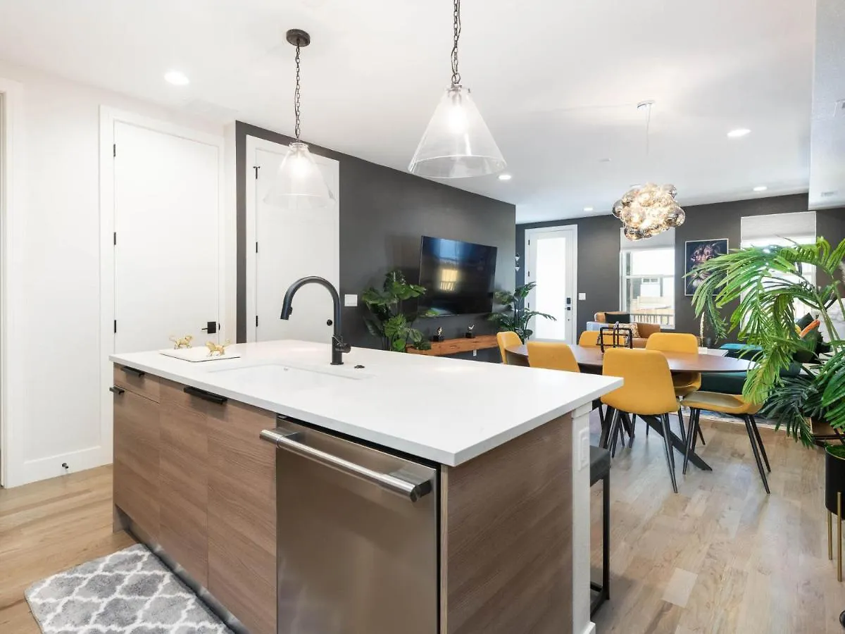 Stunning 3Bd 3.5 Ba - 10 Min To Downtown! Garage! Villa Denver United States